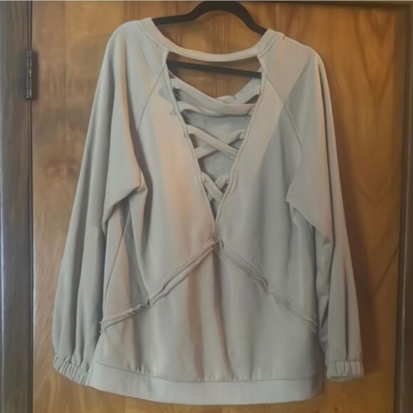 POL Women's Sweatshirt - Gray - Picture 5 of 6